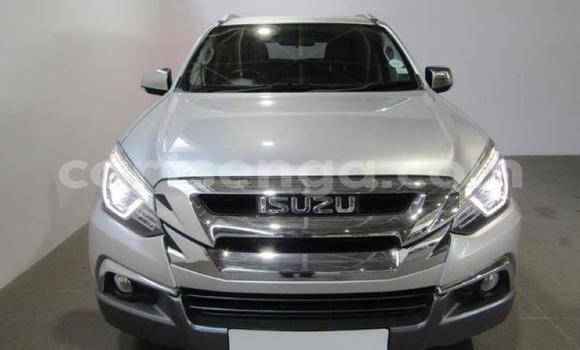 Buy Used Isuzu MU-X Silver Car in Mbabane in Manzini Buy Used Isuzu MU-X Silver Car in Mbabane in Manzini