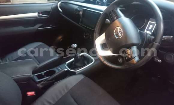 Acheter Occasion Voiture Toyota Hilux Blanc à Manzini, Manzini Acheter Occasion Voiture Toyota Hilux Blanc à Manzini, Manzini