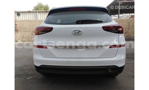 Acheter Import Voiture Hyundai Tucson Blanc à Import - Dubai, Hhohho Acheter Import Voiture Hyundai Tucson Blanc à Import - Dubai, Hhohho
