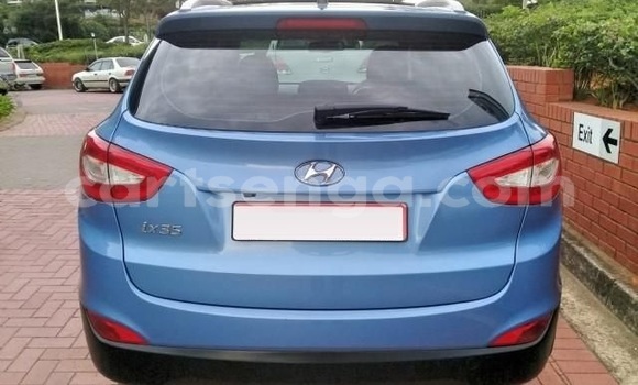 Buy Used Hyundai ix35 Blue Car in Ezulwini in Hhohho Buy Used Hyundai ix35 Blue Car in Ezulwini in Hhohho