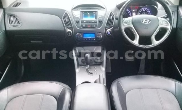 Buy Used Hyundai ix35 Blue Car in Ezulwini in Hhohho Buy Used Hyundai ix35 Blue Car in Ezulwini in Hhohho