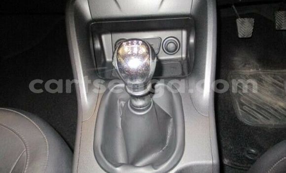 Buy Used Hyundai ix35 White Car in Ezulwini in Hhohho Buy Used Hyundai ix35 White Car in Ezulwini in Hhohho