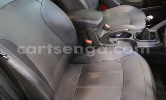 Buy Used Hyundai ix35 White Car in Ezulwini in Hhohho Buy Used Hyundai ix35 White Car in Ezulwini in Hhohho