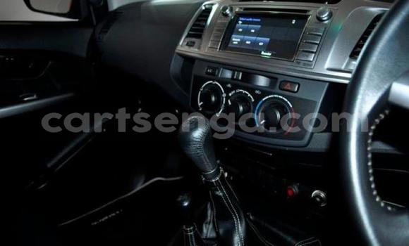 Acheter Occasion Voiture Toyota Hilux Rouge à Bulembu, Hhohho Acheter Occasion Voiture Toyota Hilux Rouge à Bulembu, Hhohho