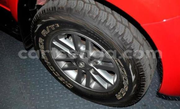 Acheter Occasion Voiture Toyota Hilux Rouge à Bulembu, Hhohho Acheter Occasion Voiture Toyota Hilux Rouge à Bulembu, Hhohho