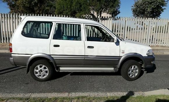Buy Used Toyota Comfort White Car in Ezulwini in Hhohho Buy Used Toyota Comfort White Car in Ezulwini in Hhohho