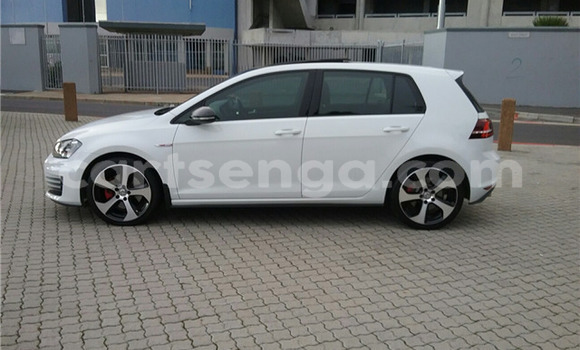 Buy Used Volkswagen Golf GTI White Car in Ezulwini in Hhohho Buy Used Volkswagen Golf GTI White Car in Ezulwini in Hhohho