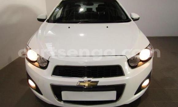 Nunua Ilio tumika Chevrolet Sonic White Gari ndani ya Mbabane nchini Manzini Nunua Ilio tumika Chevrolet Sonic White Gari ndani ya Mbabane nchini Manzini