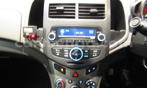 Nunua Ilio tumika Chevrolet Sonic White Gari ndani ya Mbabane nchini Manzini Nunua Ilio tumika Chevrolet Sonic White Gari ndani ya Mbabane nchini Manzini