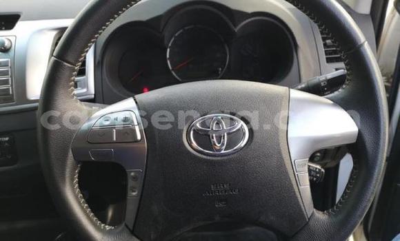 Nunua Ilio tumika Toyota Hilux White Gari ndani ya Manzini nchini Manzini Nunua Ilio tumika Toyota Hilux White Gari ndani ya Manzini nchini Manzini