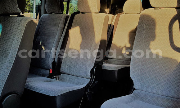 Nunua Ilio tumika Toyota 4Runner White Gari ndani ya Bulembu nchini Hhohho Nunua Ilio tumika Toyota 4Runner White Gari ndani ya Bulembu nchini Hhohho