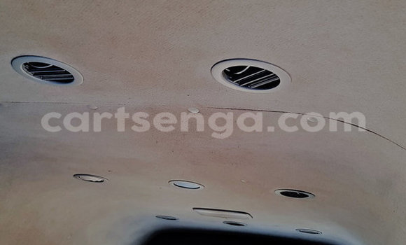 Nunua Ilio tumika Toyota 4Runner White Gari ndani ya Bulembu nchini Hhohho Nunua Ilio tumika Toyota 4Runner White Gari ndani ya Bulembu nchini Hhohho