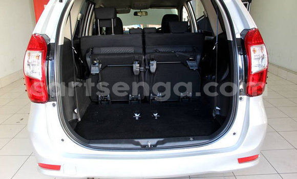 Nunua Ilio tumika Toyota Avanza Silver Gari ndani ya Ezulwini nchini Hhohho Nunua Ilio tumika Toyota Avanza Silver Gari ndani ya Ezulwini nchini Hhohho