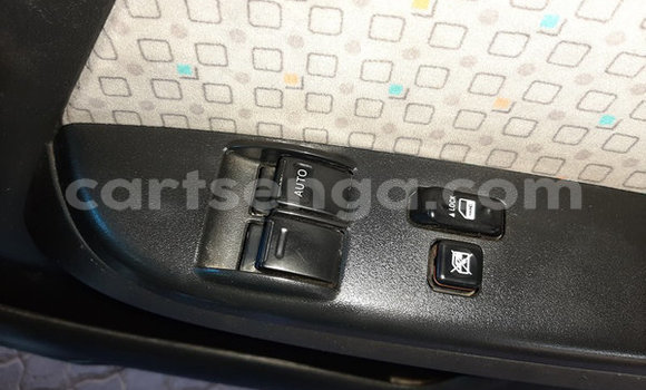 Nunua Ilio tumika Toyota 4Runner White Gari ndani ya Bulembu nchini Hhohho Nunua Ilio tumika Toyota 4Runner White Gari ndani ya Bulembu nchini Hhohho