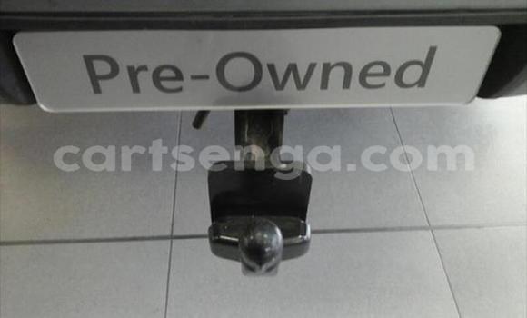 Nunua Ilio tumika Toyota Hilux White Gari ndani ya Manzini nchini Manzini Nunua Ilio tumika Toyota Hilux White Gari ndani ya Manzini nchini Manzini