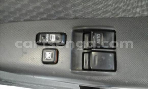 Nunua Ilio tumika Toyota Hilux White Gari ndani ya Manzini nchini Manzini Nunua Ilio tumika Toyota Hilux White Gari ndani ya Manzini nchini Manzini