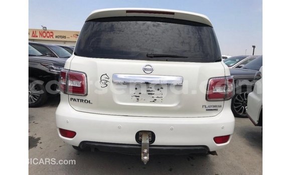 Buy Import Nissan Patrol White Car in Import - Dubai in Hhohho Buy Import Nissan Patrol White Car in Import - Dubai in Hhohho