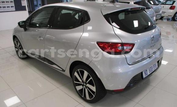 Buy Used Renault Clio Silver Car in Matsapha in Manzini Buy Used Renault Clio Silver Car in Matsapha in Manzini