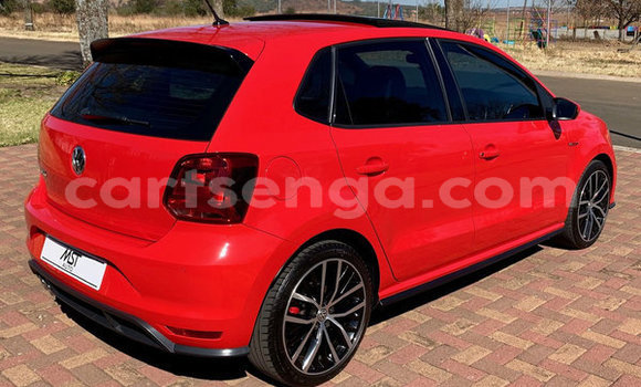 Nunua Ilio tumika Volkswagen Polo Red Gari ndani ya Ezulwini nchini Hhohho Nunua Ilio tumika Volkswagen Polo Red Gari ndani ya Ezulwini nchini Hhohho