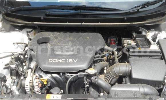 Nunua Ilio tumika Hyundai i30 White Gari ndani ya Manzini nchini Manzini Nunua Ilio tumika Hyundai i30 White Gari ndani ya Manzini nchini Manzini