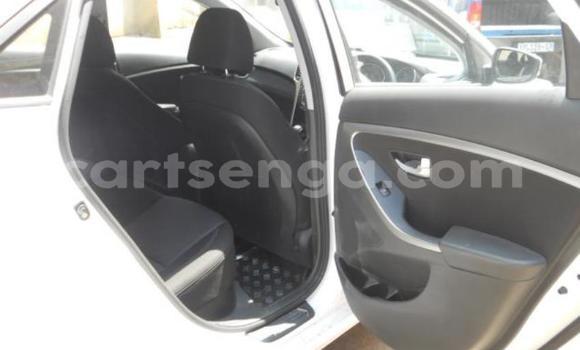 Nunua Ilio tumika Hyundai i30 White Gari ndani ya Manzini nchini Manzini Nunua Ilio tumika Hyundai i30 White Gari ndani ya Manzini nchini Manzini