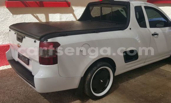 Nunua Ilio tumika Chevrolet S-10 Pickup White Gari ndani ya Ezulwini nchini Hhohho Nunua Ilio tumika Chevrolet S-10 Pickup White Gari ndani ya Ezulwini nchini Hhohho