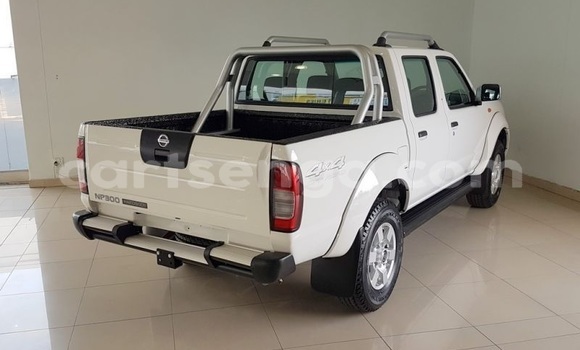 Nunua Ilio tumika Nissan NP 300 White Gari ndani ya Big Bend nchini Wilaya ya Lubombo Nunua Ilio tumika Nissan NP 300 White Gari ndani ya Big Bend nchini Wilaya ya Lubombo