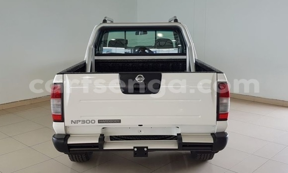 Nunua Ilio tumika Nissan NP 300 White Gari ndani ya Big Bend nchini Wilaya ya Lubombo Nunua Ilio tumika Nissan NP 300 White Gari ndani ya Big Bend nchini Wilaya ya Lubombo