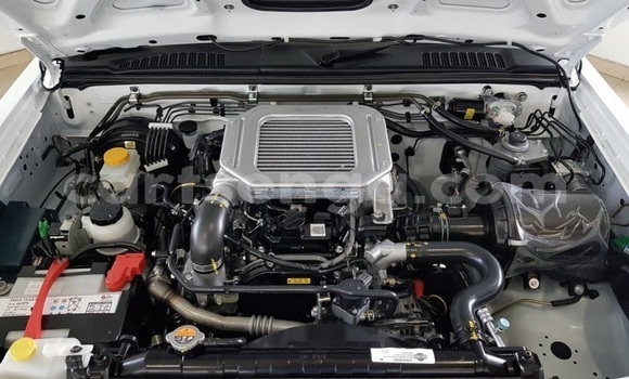 Nunua Ilio tumika Nissan NP 300 White Gari ndani ya Big Bend nchini Wilaya ya Lubombo Nunua Ilio tumika Nissan NP 300 White Gari ndani ya Big Bend nchini Wilaya ya Lubombo