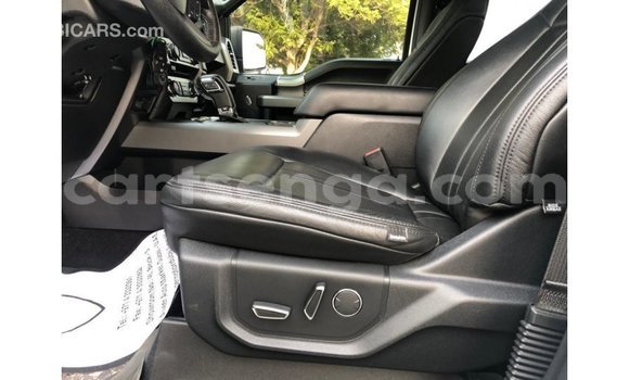 Nunua Imported Ford Club Wagon White Gari ndani ya Import - Dubai nchini Hhohho Nunua Imported Ford Club Wagon White Gari ndani ya Import - Dubai nchini Hhohho