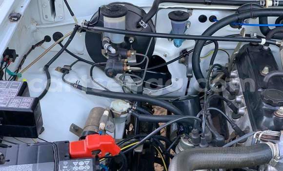 Nunua Ilio tumika Toyota Hilux Blue Gari ndani ya Bulembu nchini Hhohho Nunua Ilio tumika Toyota Hilux Blue Gari ndani ya Bulembu nchini Hhohho