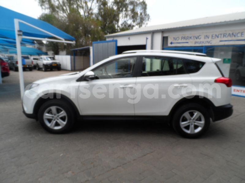 Big with watermark 2013 toyota rav 4 c