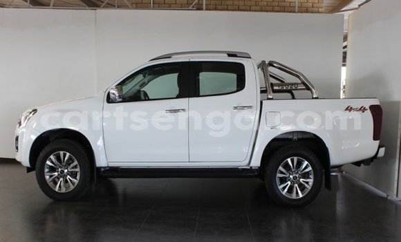 Nunua Ilio tumika Isuzu KB White Gari ndani ya Ezulwini nchini Hhohho Nunua Ilio tumika Isuzu KB White Gari ndani ya Ezulwini nchini Hhohho