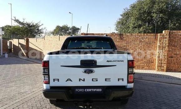 Nunua Ilio tumika Ford Ranger White Gari ndani ya Manzini nchini Manzini Nunua Ilio tumika Ford Ranger White Gari ndani ya Manzini nchini Manzini