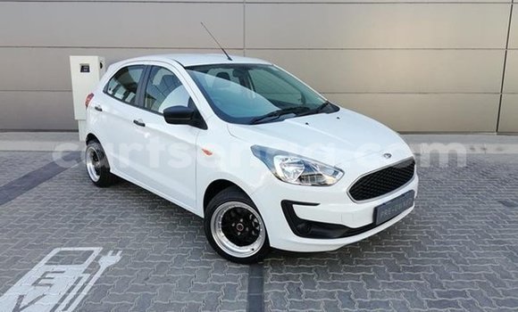 Nunua Ilio tumika Ford Kuga White Gari ndani ya Hlatikulu nchini Wilaya ya Shiselweni Nunua Ilio tumika Ford Kuga White Gari ndani ya Hlatikulu nchini Wilaya ya Shiselweni