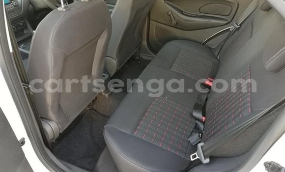 Nunua Ilio tumika Ford Kuga White Gari ndani ya Hlatikulu nchini Wilaya ya Shiselweni Nunua Ilio tumika Ford Kuga White Gari ndani ya Hlatikulu nchini Wilaya ya Shiselweni