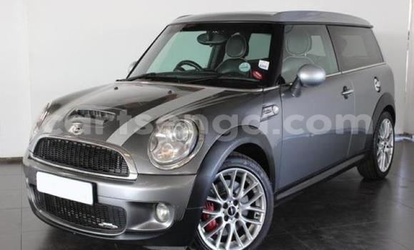 Nunua Ilio tumika MINI Clubman Silver Gari ndani ya Manzini nchini Manzini Nunua Ilio tumika MINI Clubman Silver Gari ndani ya Manzini nchini Manzini