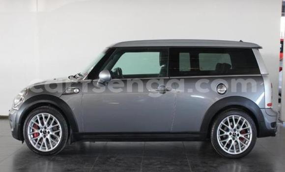 Nunua Ilio tumika MINI Clubman Silver Gari ndani ya Manzini nchini Manzini Nunua Ilio tumika MINI Clubman Silver Gari ndani ya Manzini nchini Manzini