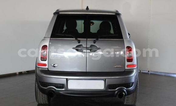 Nunua Ilio tumika MINI Clubman Silver Gari ndani ya Manzini nchini Manzini Nunua Ilio tumika MINI Clubman Silver Gari ndani ya Manzini nchini Manzini