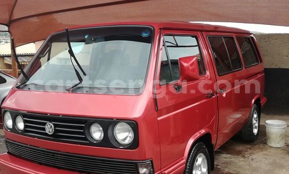 Acheter Occasion Voiture Volkswagen Caravelle Rouge à Ezulwini, Hhohho Acheter Occasion Voiture Volkswagen Caravelle Rouge à Ezulwini, Hhohho