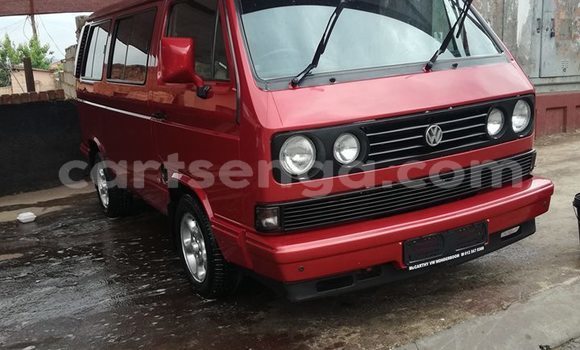 Acheter Occasion Voiture Volkswagen Caravelle Rouge à Ezulwini, Hhohho Acheter Occasion Voiture Volkswagen Caravelle Rouge à Ezulwini, Hhohho