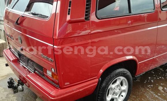 Acheter Occasion Voiture Volkswagen Caravelle Rouge à Ezulwini, Hhohho Acheter Occasion Voiture Volkswagen Caravelle Rouge à Ezulwini, Hhohho
