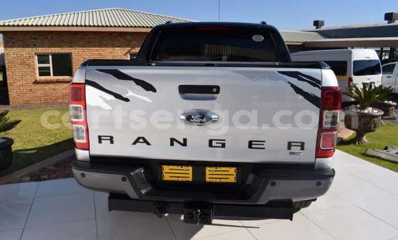 Nunua Ilio tumika Ford Ranger Silver Gari ndani ya Bulembu nchini Hhohho Nunua Ilio tumika Ford Ranger Silver Gari ndani ya Bulembu nchini Hhohho