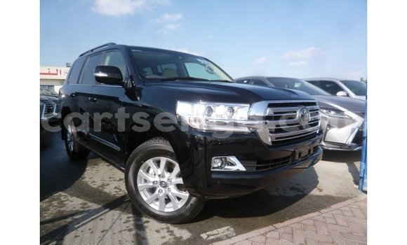 Nunua Imported Toyota Land Cruiser Black Gari ndani ya Import - Dubai nchini Hhohho Nunua Imported Toyota Land Cruiser Black Gari ndani ya Import - Dubai nchini Hhohho