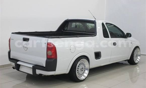 Nunua Ilio tumika Opel Corsa White Gari ndani ya Mbabane nchini Manzini Nunua Ilio tumika Opel Corsa White Gari ndani ya Mbabane nchini Manzini