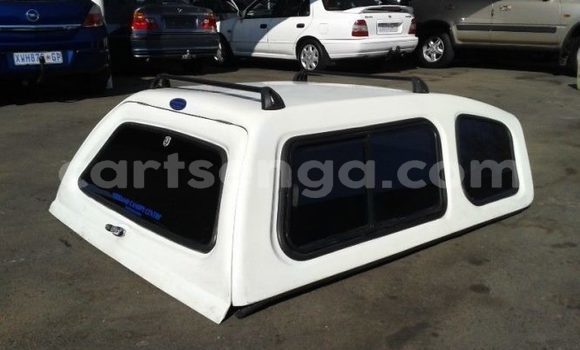 Nunua Ilio tumika Opel Corsa White Gari ndani ya Mbabane nchini Manzini Nunua Ilio tumika Opel Corsa White Gari ndani ya Mbabane nchini Manzini