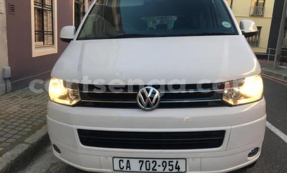 Nunua Ilio tumika Volkswagen Caravelle White Gari ndani ya Mbabane nchini Manzini Nunua Ilio tumika Volkswagen Caravelle White Gari ndani ya Mbabane nchini Manzini