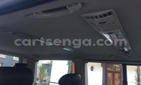 Nunua Ilio tumika Volkswagen Caravelle White Gari ndani ya Mbabane nchini Manzini Nunua Ilio tumika Volkswagen Caravelle White Gari ndani ya Mbabane nchini Manzini