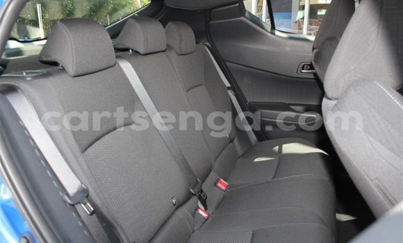 Acheter Occasion Voiture Toyota C-HR Bleu à Mbabane, Manzini Acheter Occasion Voiture Toyota C-HR Bleu à Mbabane, Manzini