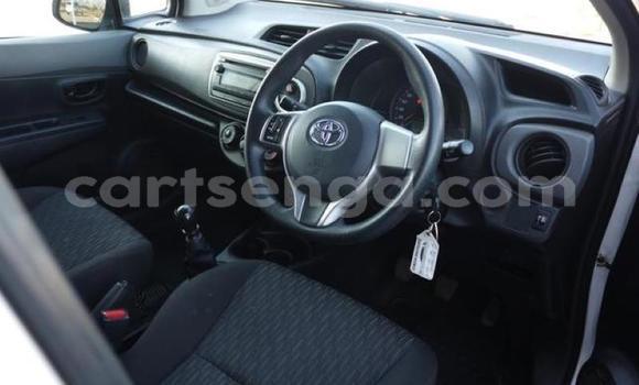 Nunua Ilio tumika Toyota Yaris Blue Gari ndani ya Manzini nchini Manzini Nunua Ilio tumika Toyota Yaris Blue Gari ndani ya Manzini nchini Manzini
